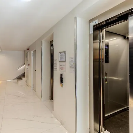 아파트 Infinite Horizons - Modern Living In North Business District 부쿠레슈티