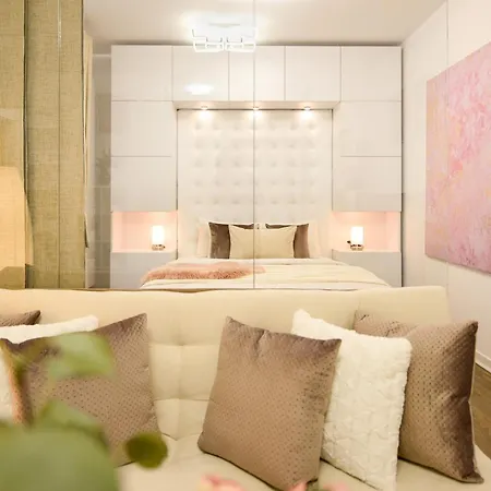 Infinite Horizons - Modern Living In North Business District Apartamento