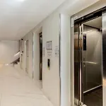 Appartement Infinite Horizons - Modern Living In North Business District Bucarest
