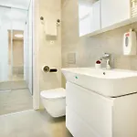 Infinite Horizons - Modern Living In North Business District *