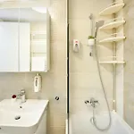 Infinite Horizons - Modern Living In North Business District *