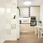 Apartment Infinite Horizons - Modern Living In North Business District Bucharest