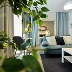 Infinite Horizons - Modern Living In North Business District Apartment *
