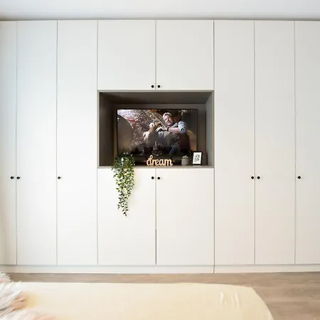Infinite Horizons - Modern Living In North Business District *