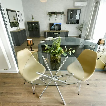 Appartement Infinite Horizons - Modern Living In North Business District Bucarest