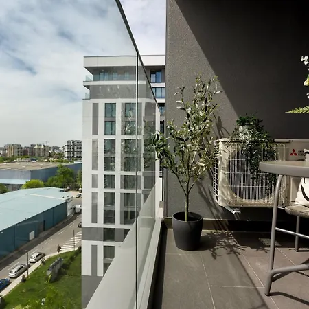 Infinite Horizons - Modern Living In North Business District Appartement *