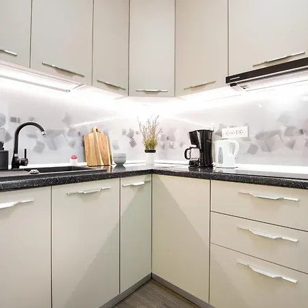 Infinite Horizons - Modern Living In North Business District *