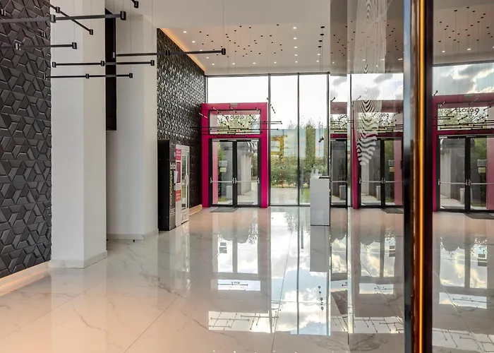 Infinite Horizons - Modern Living In North Business District דירה בוקרשט