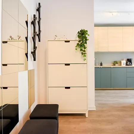 Infinite Horizons - Modern Living In North Business District