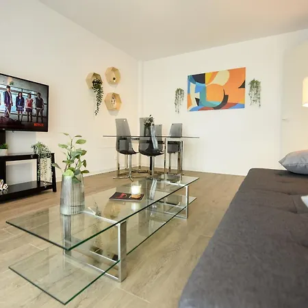 Apartment Infinite Horizons - Modern Living In North Business District *