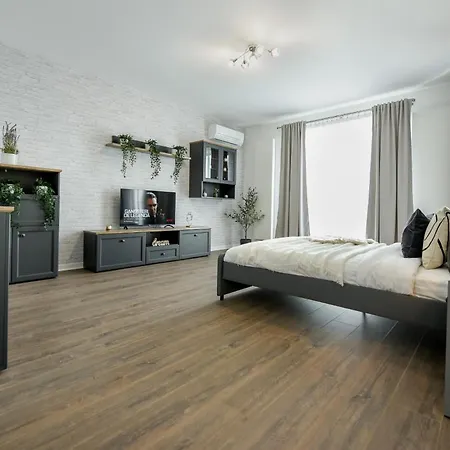 Infinite Horizons - Modern Living In North Business District Apartment