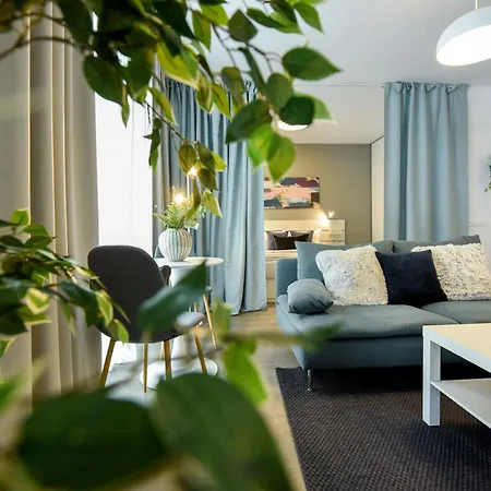Infinite Horizons - Modern Living In North Business District Apartment *