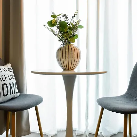Infinite Horizons - Modern Living In North Business District Apartment Bucharest